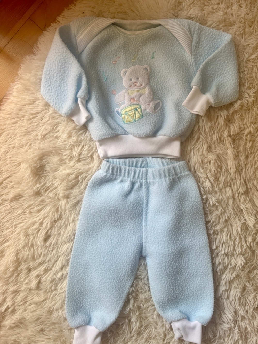 Vintage Kids Matching Set Light Blue Teddy Sweatshirt and Pants